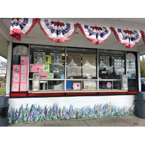 B & R Dairy Bar